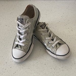 Silver sparkle converse chuck taylor